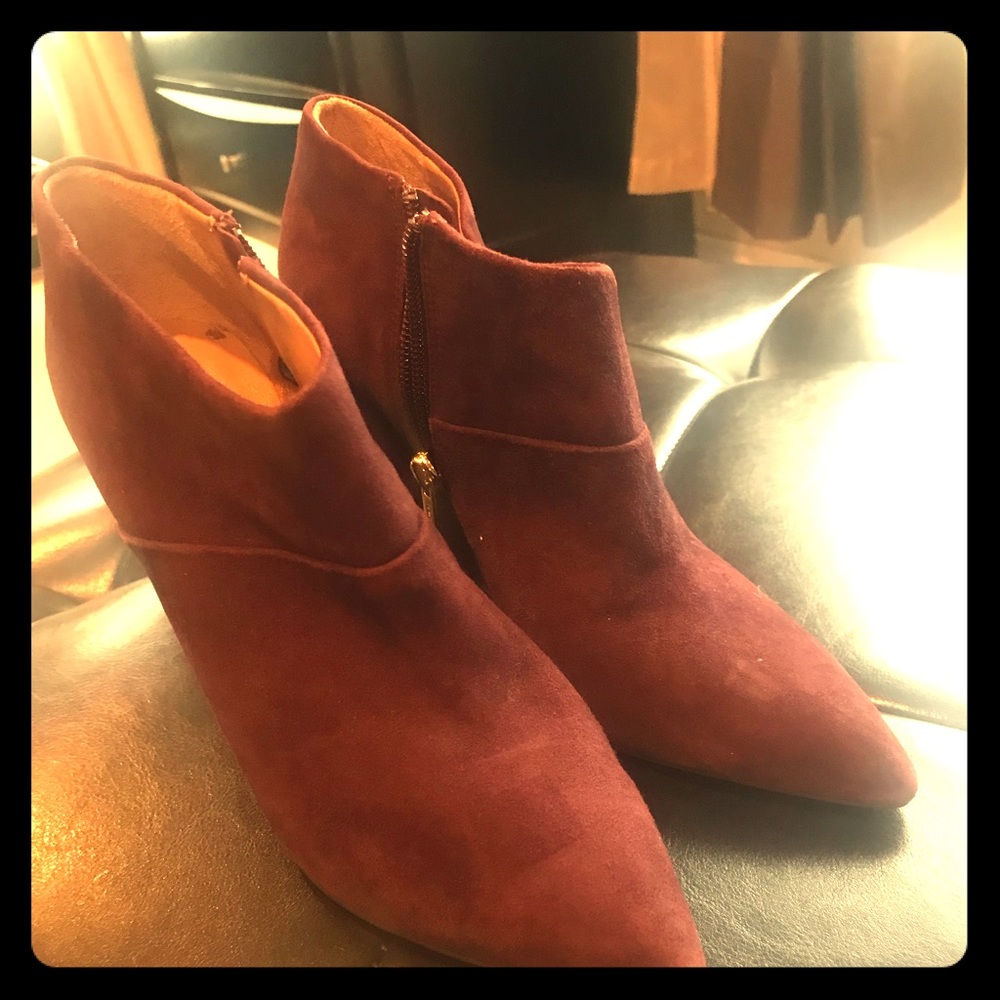 Beautiful maroon Coach booties ❤️❤️❤️